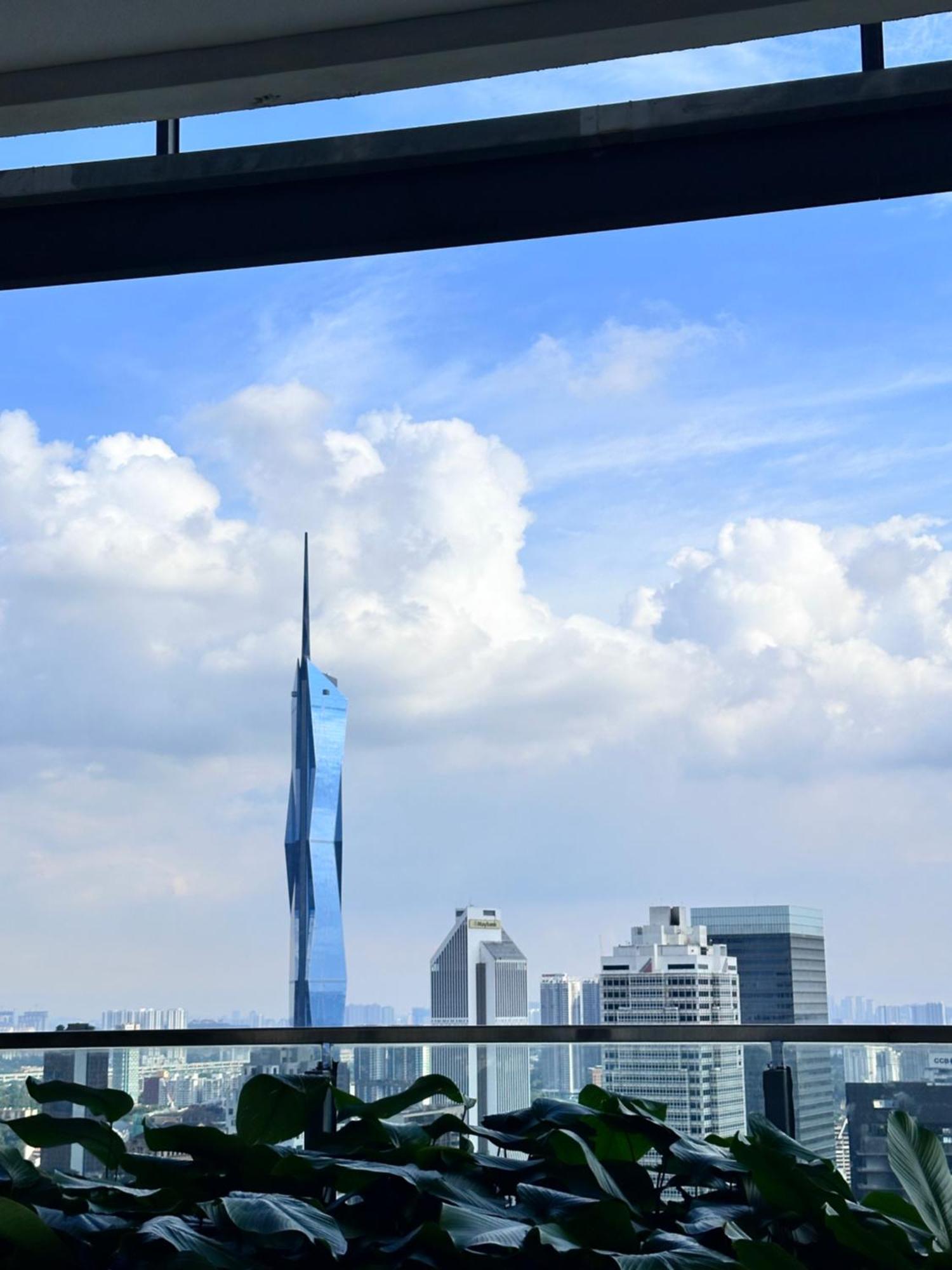 The Luxe Infinitum Klcc By Sahara Apartment Куала Лумпур Екстериор снимка