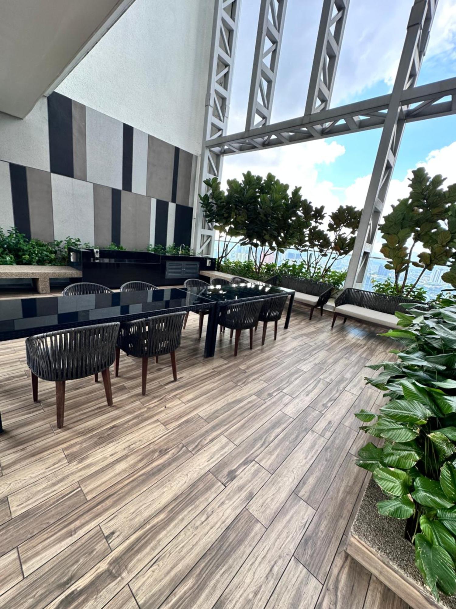 The Luxe Infinitum Klcc By Sahara Apartment Куала Лумпур Екстериор снимка