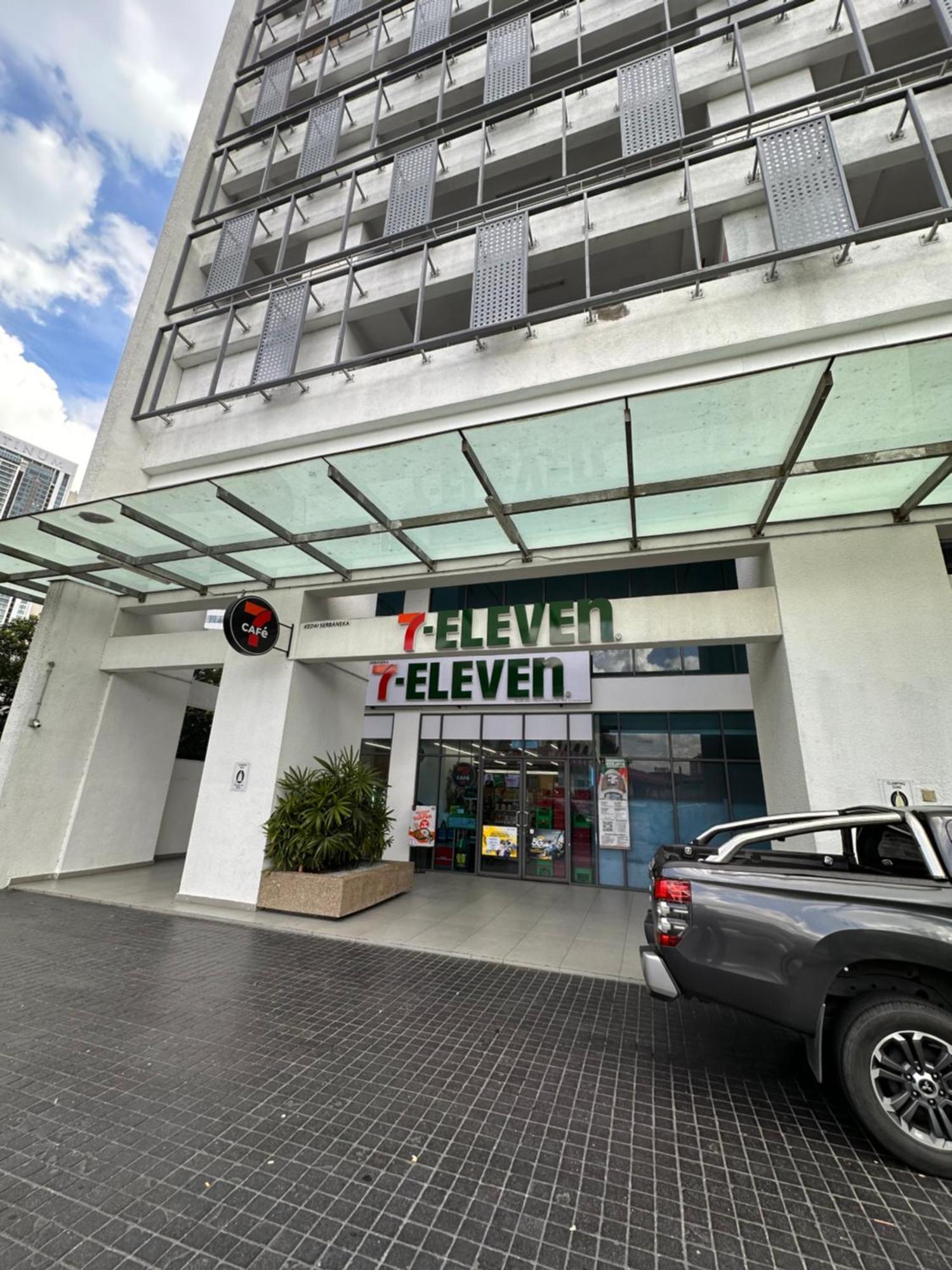 The Luxe Infinitum Klcc By Sahara Apartment Куала Лумпур Екстериор снимка
