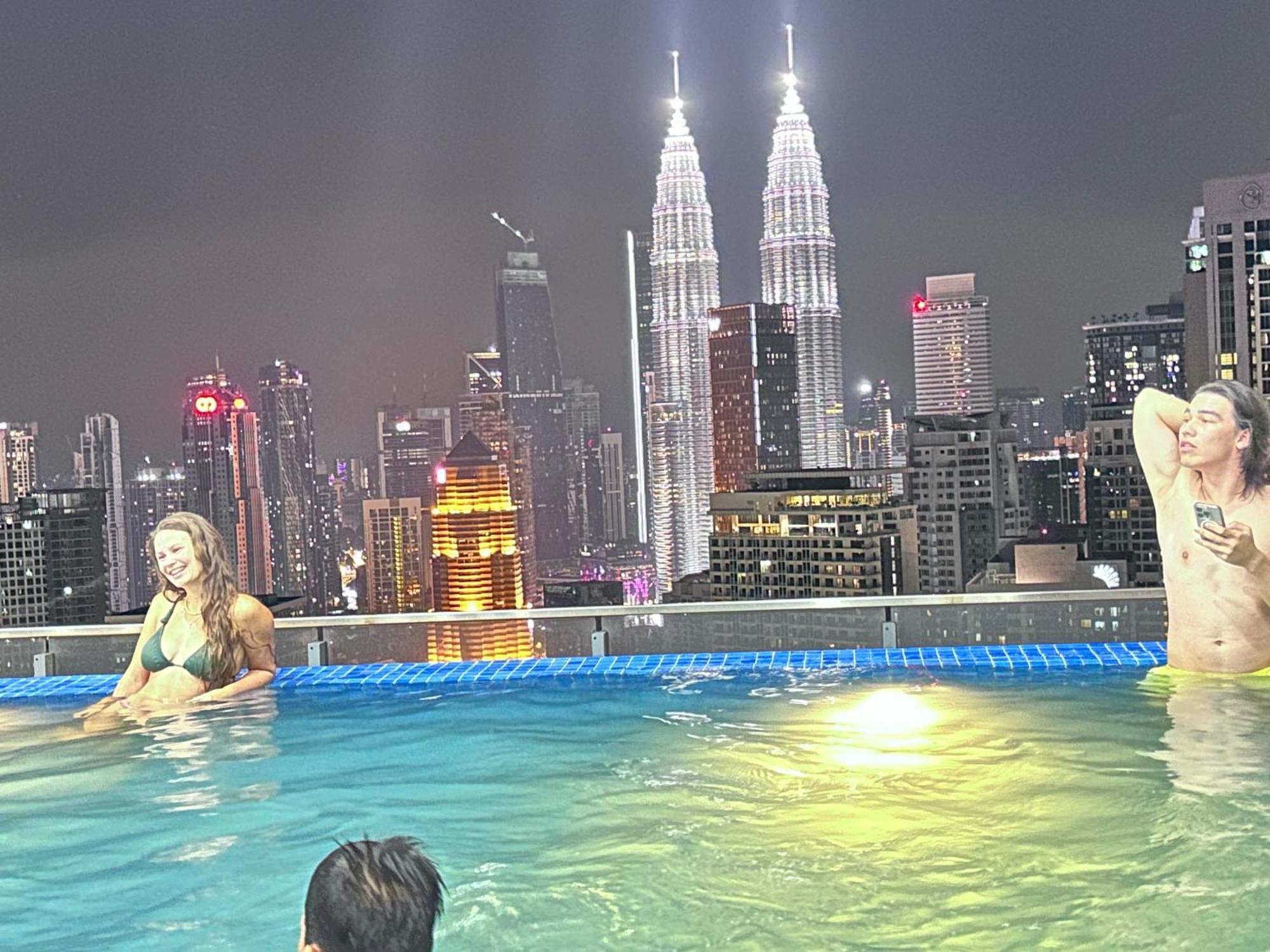 The Luxe Infinitum Klcc By Sahara Apartment Куала Лумпур Екстериор снимка