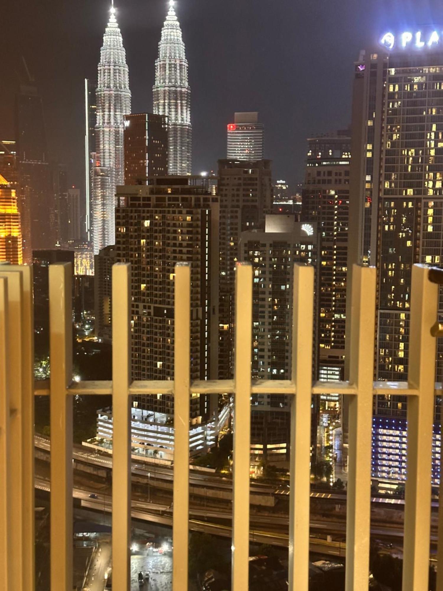 The Luxe Infinitum Klcc By Sahara Apartment Куала Лумпур Екстериор снимка